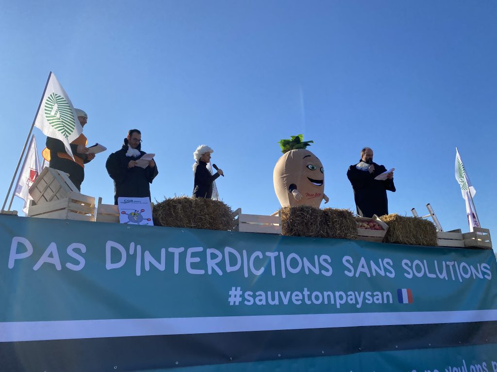 Au Japon, l’ours attaque 24 Au Japon, l’ours attaque