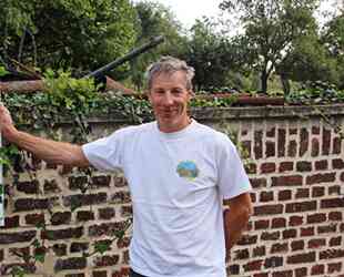 Maître Tesson vous salue bien