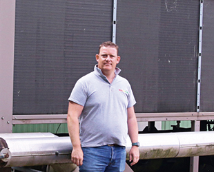 Maître Tesson vous salue bien