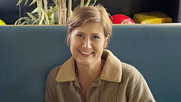 La classe politique a fait de l’acétamipride un totem