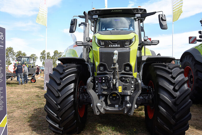Axion 8, la huitième merveille de Claas
